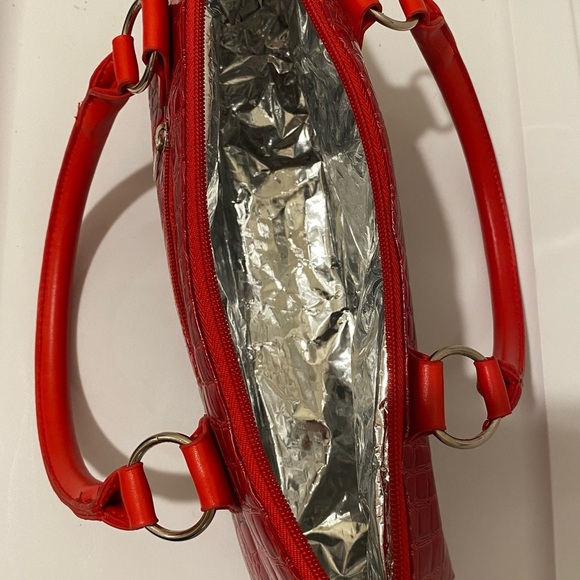 Red Crocodile Pattern wine tote bag/lunch bag😃 - Picture 3 of 3